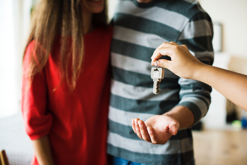 Landlord leads background mobile